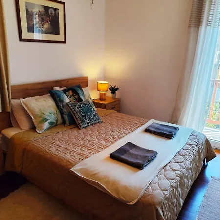 Lauren's Charm Town Apartment